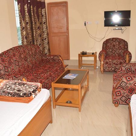 Hotel Kaustav Tezpur 外观 照片