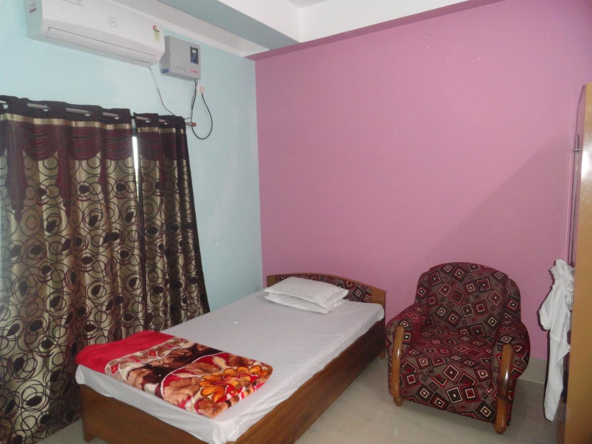 Hotel Kaustav Tezpur 外观 照片